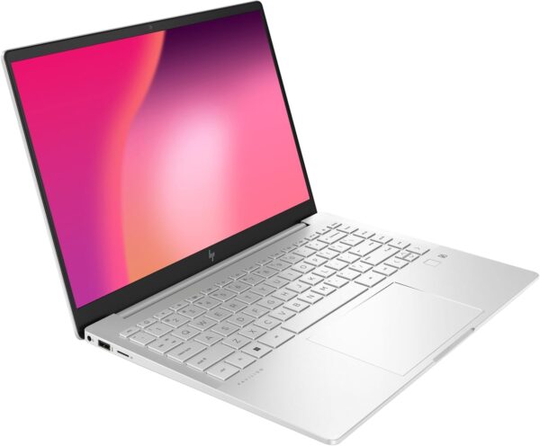 تصویر لپ‌تاپ HP Pavilion Plus 14 با نمایشگر 2K در حال اجرا