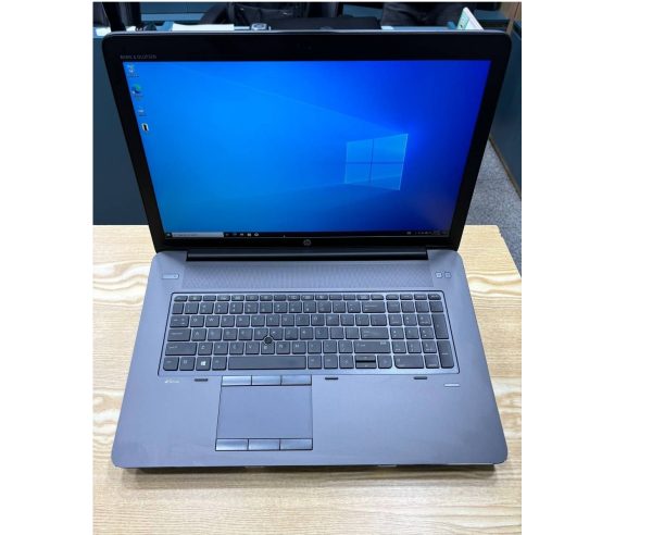 alt="کیبورد و تاچ پد لپ تاپ HP ZBook 17 G3"